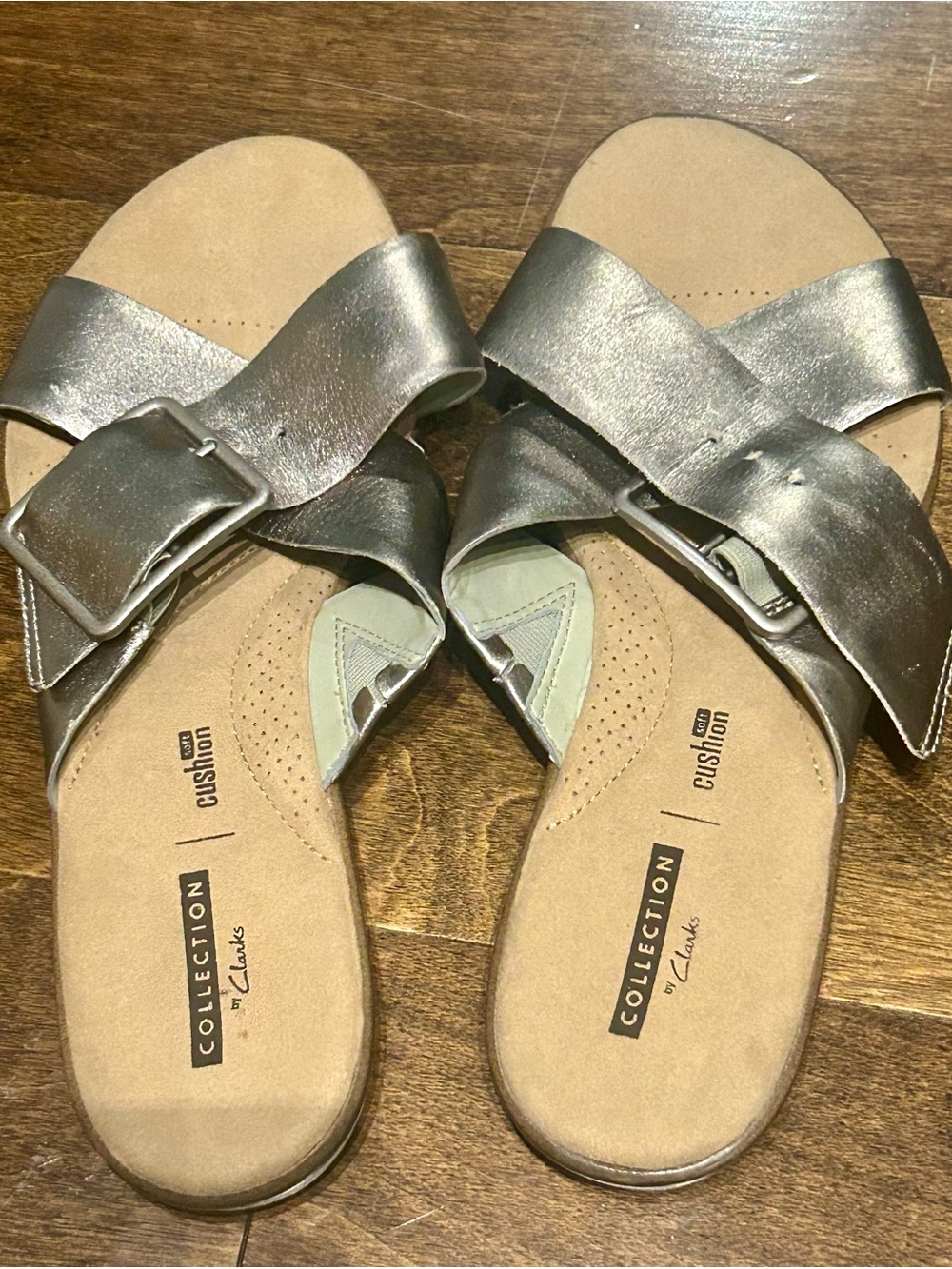 Clarks Collection Kele Heather Metallic Pewter Leather Slide Sandals – Size 9M